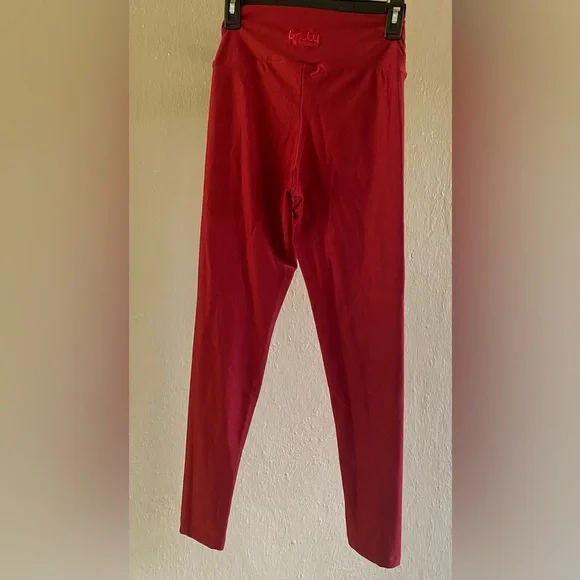 Booty by Brabants Women's Red Leggings - Picture 3 of 5
